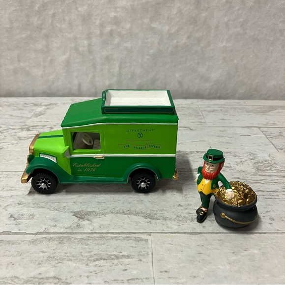 Dept 56 St PATRICKS Day Village Express #58640 Heritage Collection ORIGINAL BOX - Picture 3 of 12